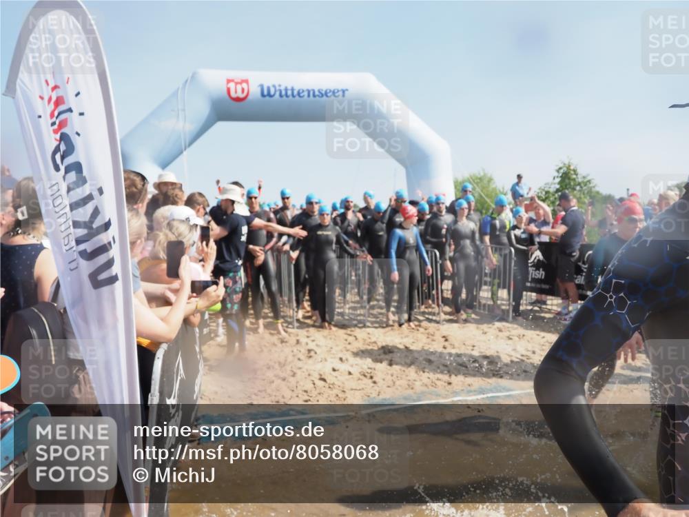 22.06.2025 - Viking Triathlon MichiJ http://msf.ph/oto/8058068 22.06.2025 10:01:32 Schwimmen 99, 162, 203, 216, 224, 226, 237, 272, 381, 393, 399, 461, 507, 510, 626 meine-sportfotos.de