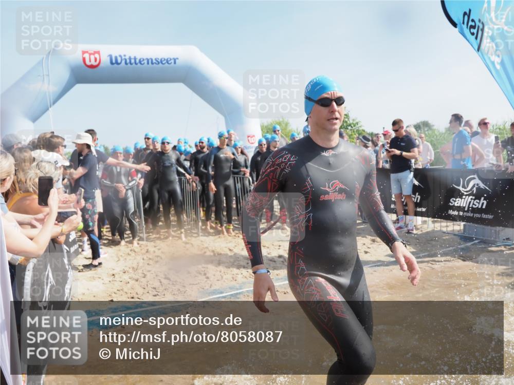 22.06.2025 - Viking Triathlon MichiJ http://msf.ph/oto/8058087 22.06.2025 10:01:39 Schwimmen 19, 33, 162, 226, 272, 310, 320, 344, 399, 438, 461, 507, 510, 555, 604, 626 meine-sportfotos.de