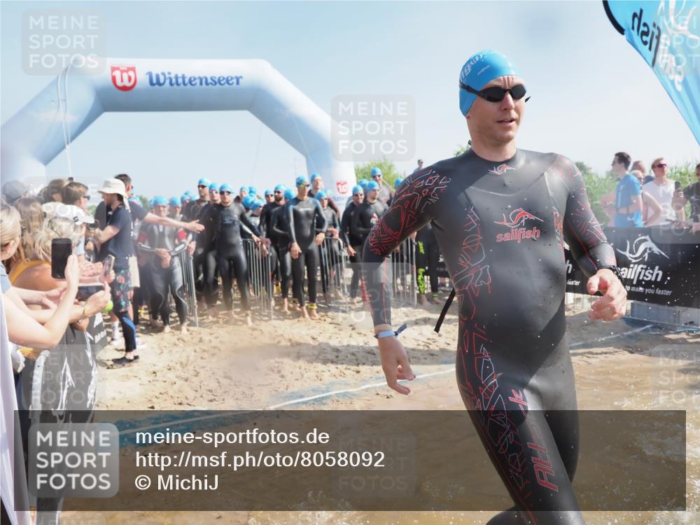 22.06.2025 - Viking Triathlon MichiJ http://msf.ph/oto/8058092 22.06.2025 10:01:39 Schwimmen 19, 33, 162, 226, 272, 310, 320, 344, 399, 438, 461, 507, 510, 555, 604, 626 meine-sportfotos.de