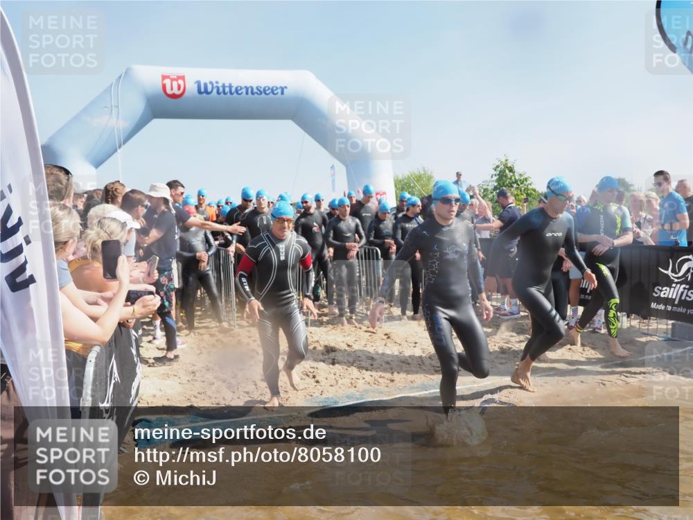 22.06.2025 - Viking Triathlon MichiJ http://msf.ph/oto/8058100 22.06.2025 10:01:42 Schwimmen 19, 33, 170, 272, 310, 320, 344, 399, 438, 461, 496, 507, 555, 604, 626 meine-sportfotos.de