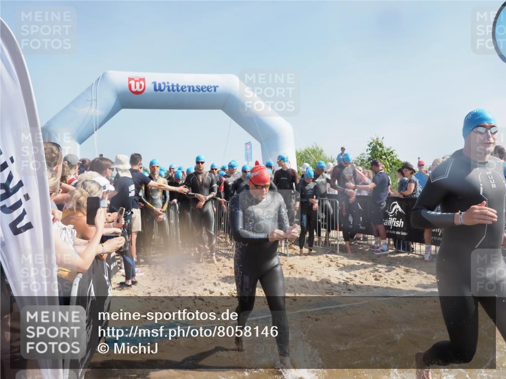 22.06.2025 - Viking Triathlon MichiJ http://msf.ph/oto/8058146 22.06.2025 10:01:47 Schwimmen 19, 33, 125, 158, 170, 271, 310, 320, 344, 355, 438, 496, 555, 604, 618 meine-sportfotos.de