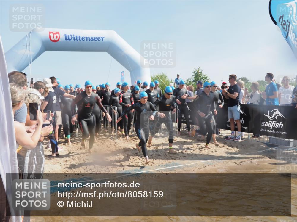 22.06.2025 - Viking Triathlon MichiJ http://msf.ph/oto/8058159 22.06.2025 10:02:01 Schwimmen 3, 17, 80, 91, 127, 137, 278, 299, 304, 365, 415, 435, 449, 492, 551 meine-sportfotos.de