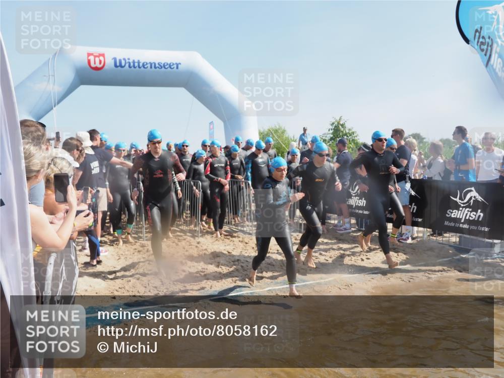 22.06.2025 - Viking Triathlon MichiJ http://msf.ph/oto/8058162 22.06.2025 10:02:01 Schwimmen 3, 17, 80, 91, 127, 137, 278, 299, 304, 365, 415, 435, 449, 492, 551 meine-sportfotos.de