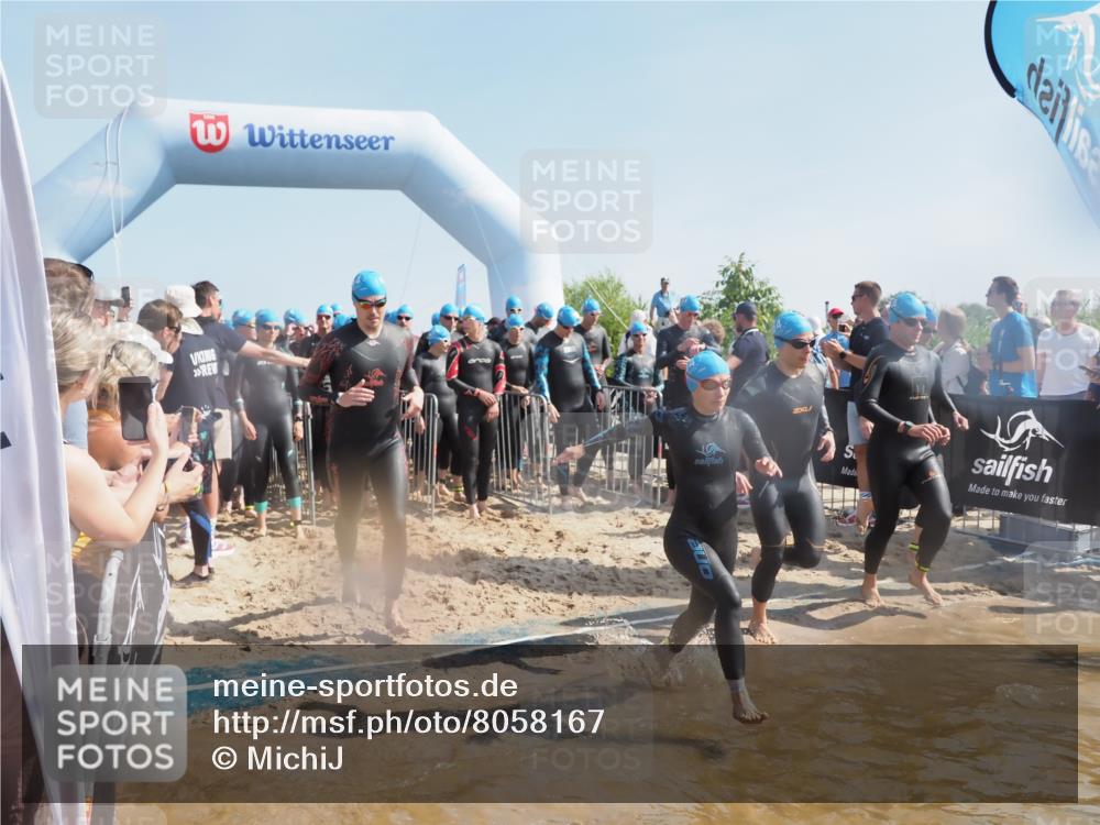 22.06.2025 - Viking Triathlon MichiJ http://msf.ph/oto/8058167 22.06.2025 10:02:01 Schwimmen 3, 17, 80, 91, 127, 137, 278, 299, 304, 365, 415, 435, 449, 492, 551 meine-sportfotos.de
