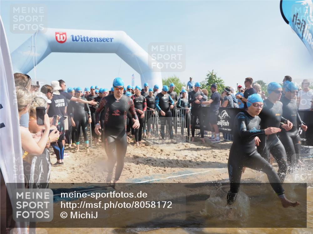 22.06.2025 - Viking Triathlon MichiJ http://msf.ph/oto/8058172 22.06.2025 10:02:02 Schwimmen 3, 17, 80, 91, 127, 137, 278, 299, 304, 365, 415, 435, 449, 492, 551 meine-sportfotos.de