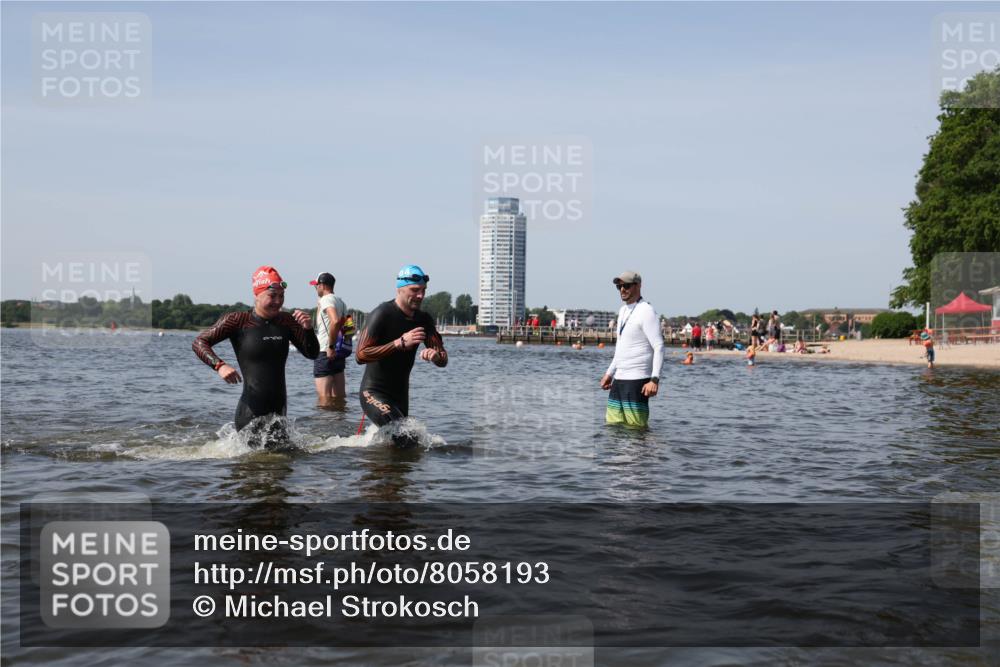 22.06.2025 - Viking Triathlon Michael Strokosch http://msf.ph/oto/8058193 22.06.2025 10:41:13 Schwimmen 94, 153, 314, 389, 390, 496, 631 meine-sportfotos.de