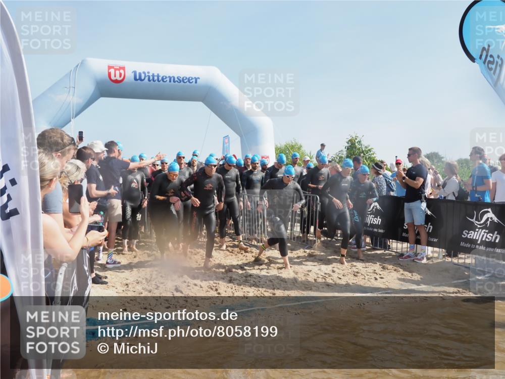 22.06.2025 - Viking Triathlon MichiJ http://msf.ph/oto/8058199 22.06.2025 10:02:11 Schwimmen 21, 107, 127, 137, 139, 149, 207, 247, 309, 365, 382, 387, 415, 492, 522 meine-sportfotos.de