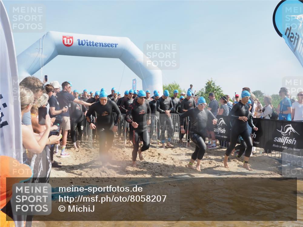22.06.2025 - Viking Triathlon MichiJ http://msf.ph/oto/8058207 22.06.2025 10:02:11 Schwimmen 21, 107, 127, 137, 139, 149, 207, 247, 309, 365, 382, 387, 415, 492, 522 meine-sportfotos.de