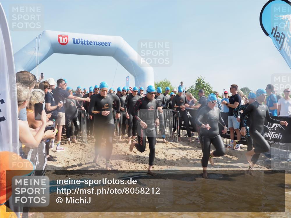 22.06.2025 - Viking Triathlon MichiJ http://msf.ph/oto/8058212 22.06.2025 10:02:11 Schwimmen 21, 107, 127, 137, 139, 149, 207, 247, 309, 365, 382, 387, 415, 492, 522 meine-sportfotos.de