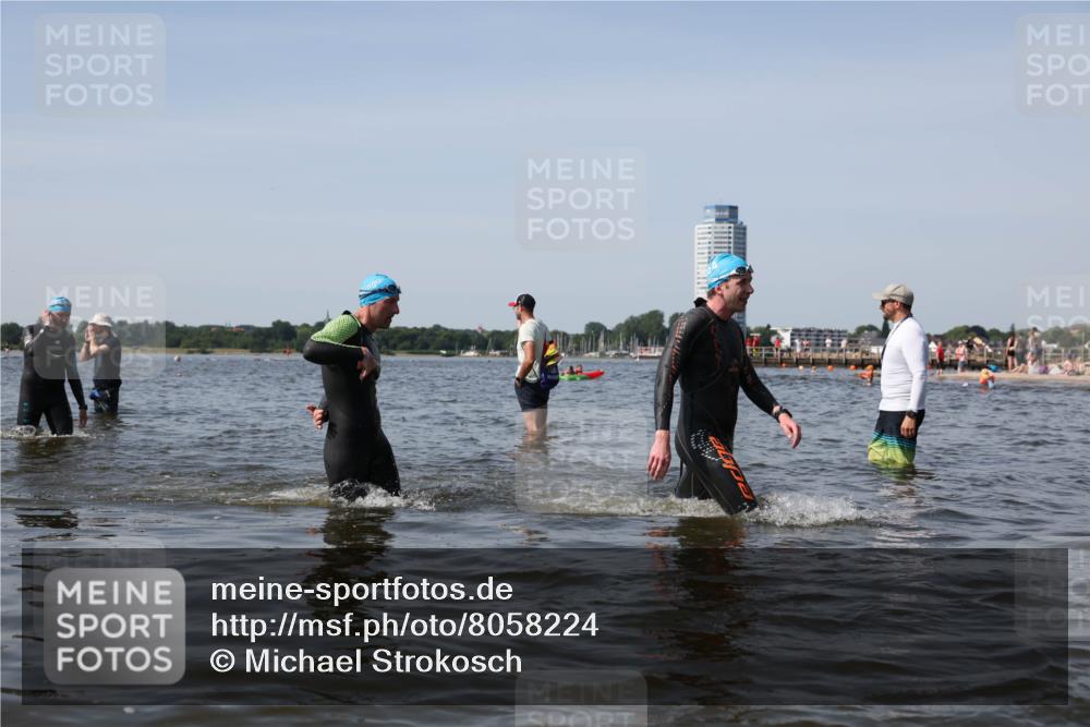 22.06.2025 - Viking Triathlon Michael Strokosch http://msf.ph/oto/8058224 22.06.2025 10:41:22 Schwimmen 54, 94, 314, 376, 390, 631 meine-sportfotos.de