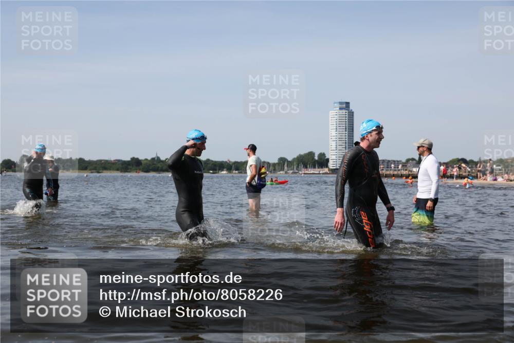 22.06.2025 - Viking Triathlon Michael Strokosch http://msf.ph/oto/8058226 22.06.2025 10:41:23 Schwimmen 54, 94, 314, 376, 390, 631 meine-sportfotos.de