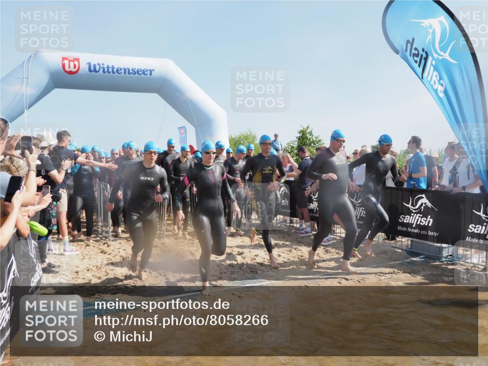 22.06.2025 - Viking Triathlon MichiJ http://msf.ph/oto/8058266 22.06.2025 10:02:26 Schwimmen 75, 78, 103, 180, 188, 189, 255, 265, 283, 331, 464, 469, 520, 532, 549 meine-sportfotos.de