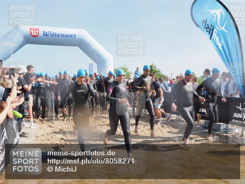 22.06.2025 - Viking Triathlon MichiJ http://msf.ph/oto/8058271 22.06.2025 10:02:26 Schwimmen 75, 78, 103, 180, 188, 189, 255, 265, 283, 331, 464, 469, 520, 532, 549 meine-sportfotos.de