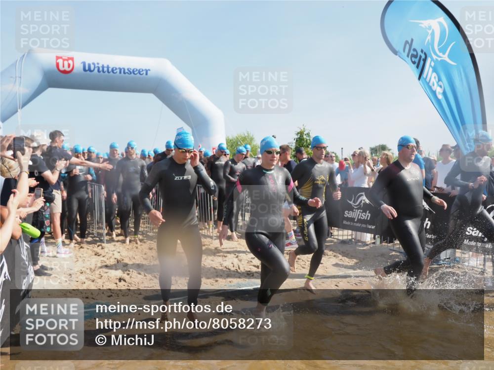 22.06.2025 - Viking Triathlon MichiJ http://msf.ph/oto/8058273 22.06.2025 10:02:26 Schwimmen 75, 78, 103, 180, 188, 189, 255, 265, 283, 331, 464, 469, 520, 532, 549 meine-sportfotos.de