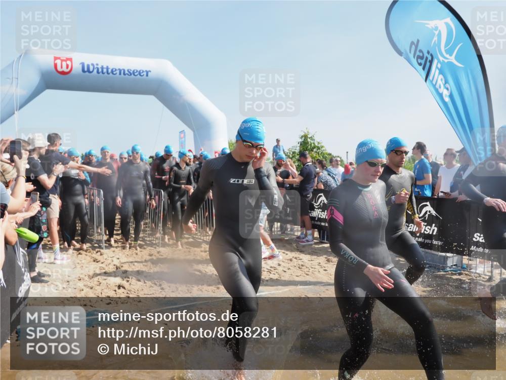22.06.2025 - Viking Triathlon MichiJ http://msf.ph/oto/8058281 22.06.2025 10:02:27 Schwimmen 75, 78, 103, 180, 188, 189, 255, 265, 283, 331, 464, 469, 520, 532, 549 meine-sportfotos.de