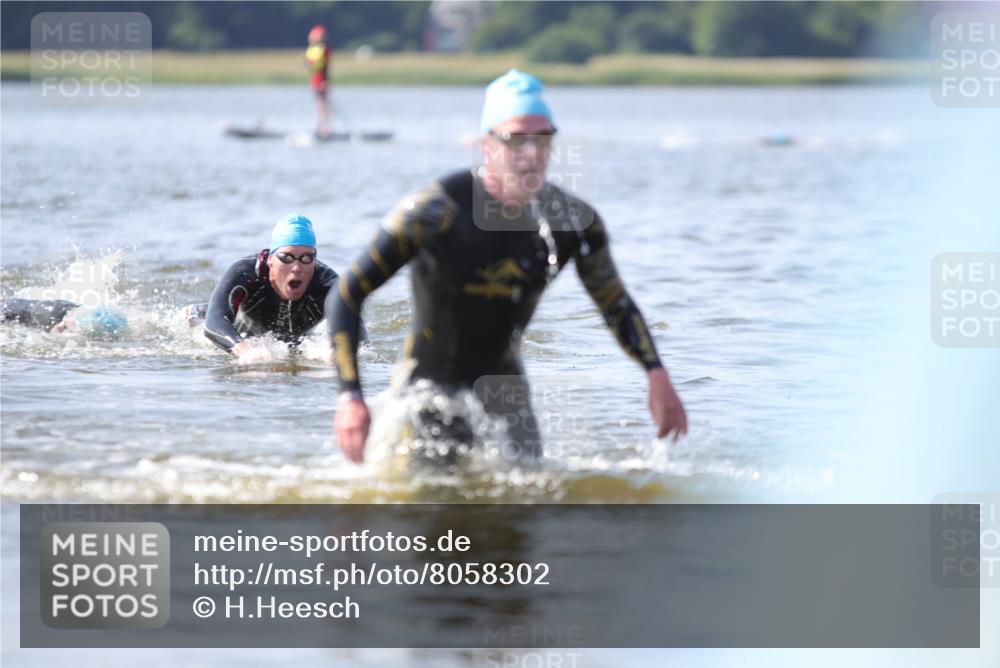 22.06.2025 - Viking Triathlon H.Heesch http://msf.ph/oto/8058302 22.06.2025 10:25:33 Schwimmen 2, 10, 420, 455, 485, 544, 557, 641 meine-sportfotos.de