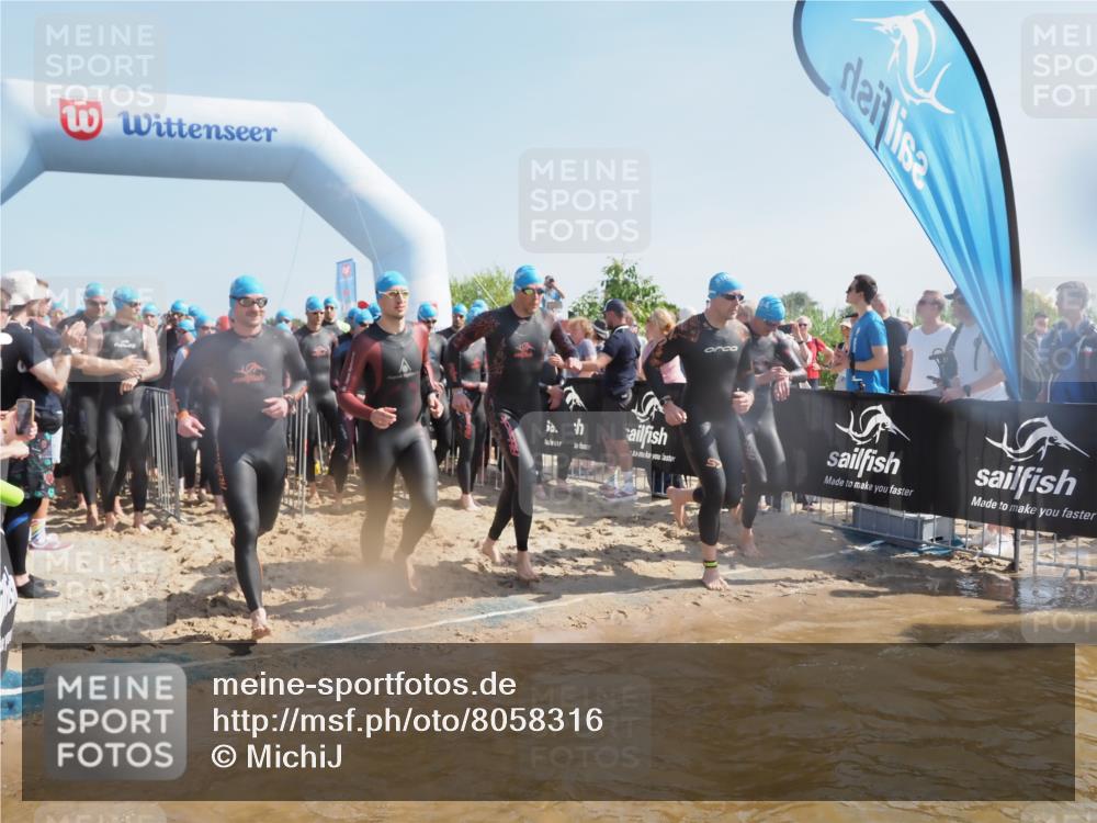22.06.2025 - Viking Triathlon MichiJ http://msf.ph/oto/8058316 22.06.2025 10:02:37 Schwimmen 114, 161, 188, 189, 193, 264, 297, 366, 427, 429, 513, 520, 532, 546, 549 meine-sportfotos.de