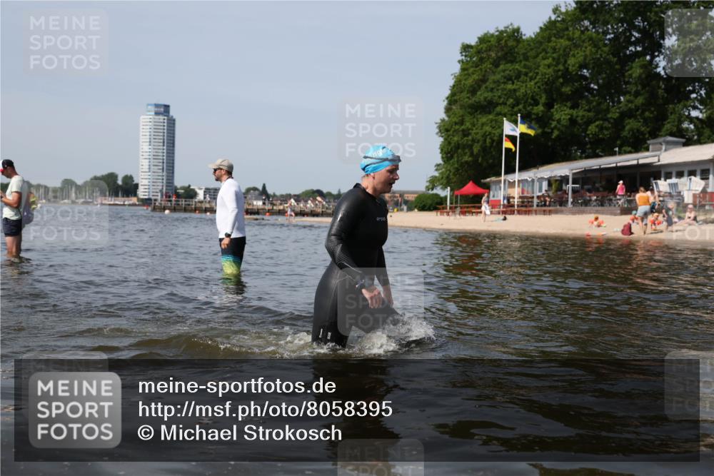 22.06.2025 - Viking Triathlon Michael Strokosch http://msf.ph/oto/8058395 22.06.2025 10:48:39 Schwimmen 412, 494 meine-sportfotos.de