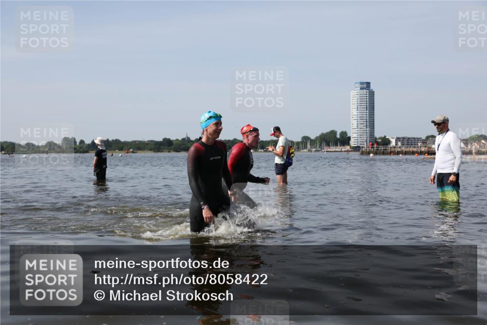 22.06.2025 - Viking Triathlon Michael Strokosch http://msf.ph/oto/8058422 22.06.2025 10:48:51 Schwimmen 166, 607 meine-sportfotos.de