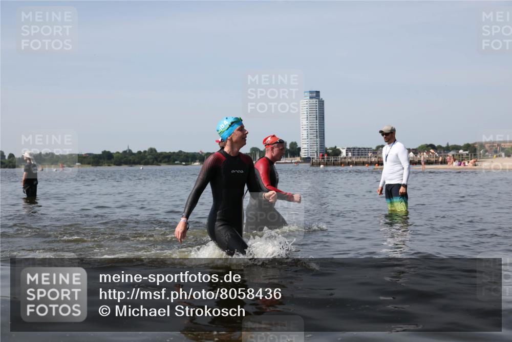 22.06.2025 - Viking Triathlon Michael Strokosch http://msf.ph/oto/8058436 22.06.2025 10:48:51 Schwimmen 166, 607 meine-sportfotos.de