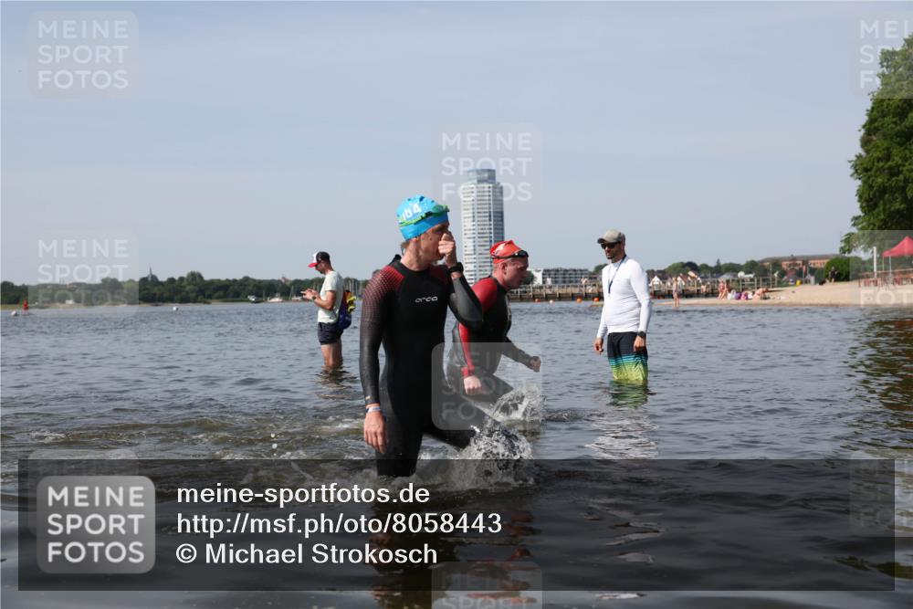 22.06.2025 - Viking Triathlon Michael Strokosch http://msf.ph/oto/8058443 22.06.2025 10:48:52 Schwimmen 166, 607 meine-sportfotos.de