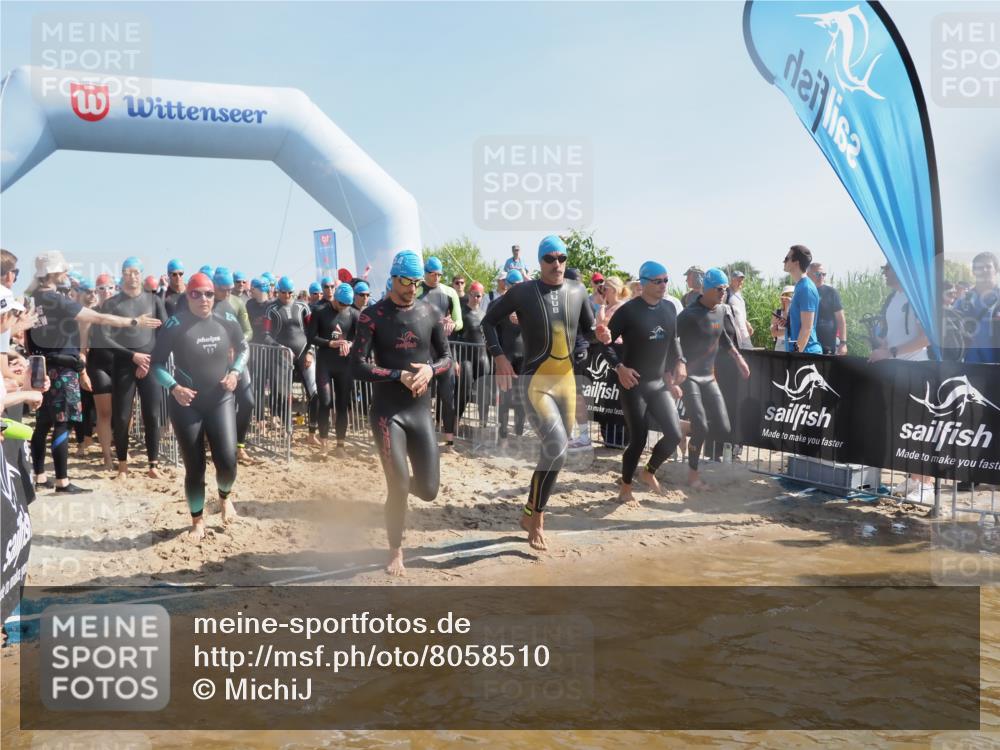 22.06.2025 - Viking Triathlon MichiJ http://msf.ph/oto/8058510 22.06.2025 10:03:01 Schwimmen 5, 43, 47, 101, 154, 177, 204, 233, 349, 398, 475, 478, 554, 602, 632 meine-sportfotos.de