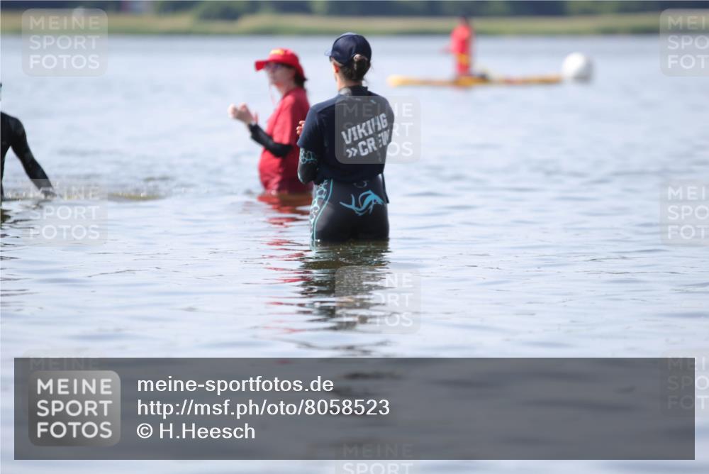 22.06.2025 - Viking Triathlon H.Heesch http://msf.ph/oto/8058523 22.06.2025 10:56:34 Schwimmen  meine-sportfotos.de