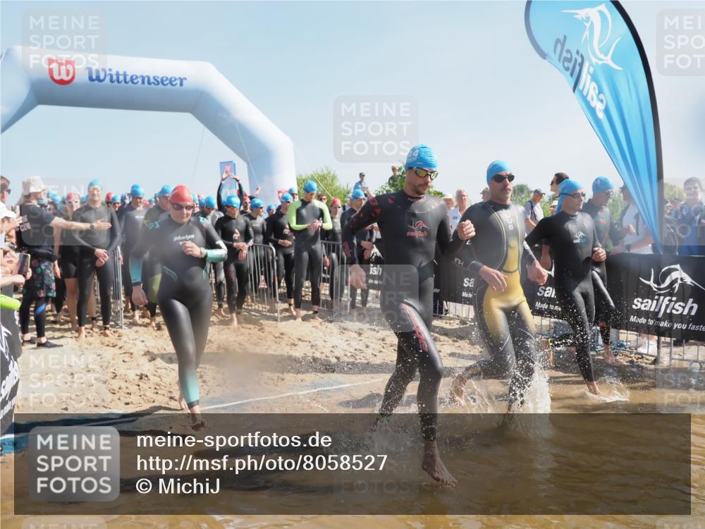 22.06.2025 - Viking Triathlon MichiJ http://msf.ph/oto/8058527 22.06.2025 10:03:02 Schwimmen 5, 43, 47, 101, 154, 177, 204, 233, 349, 398, 475, 478, 554, 602, 632 meine-sportfotos.de
