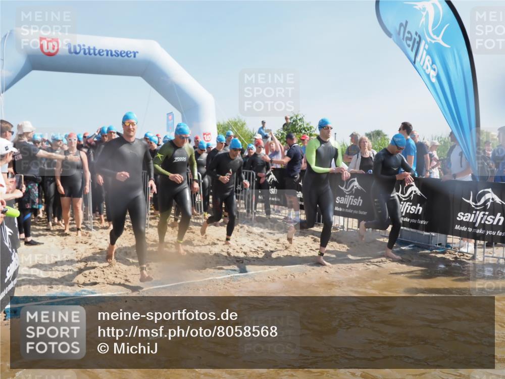 22.06.2025 - Viking Triathlon MichiJ http://msf.ph/oto/8058568 22.06.2025 10:03:07 Schwimmen 47, 101, 177, 187, 204, 208, 233, 334, 349, 398, 478, 505, 524, 602, 632 meine-sportfotos.de