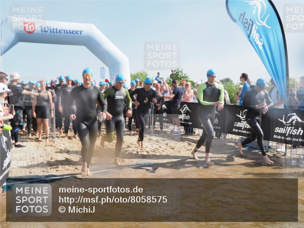 22.06.2025 - Viking Triathlon MichiJ http://msf.ph/oto/8058575 22.06.2025 10:03:07 Schwimmen 47, 101, 177, 187, 204, 208, 233, 334, 349, 398, 478, 505, 524, 602, 632 meine-sportfotos.de
