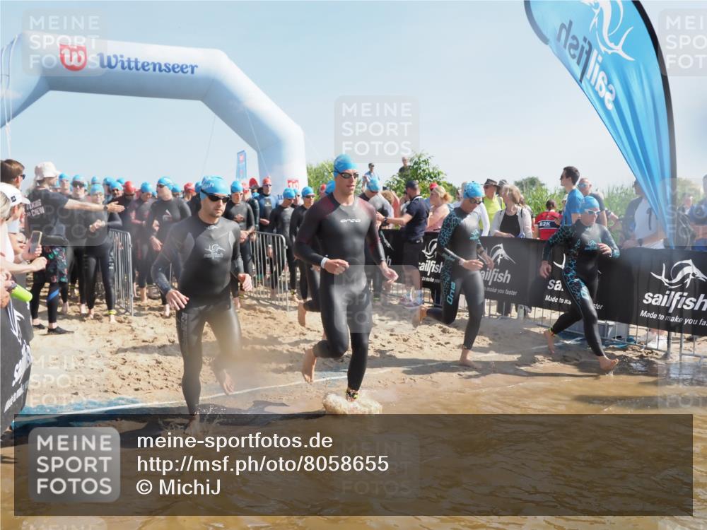 22.06.2025 - Viking Triathlon MichiJ http://msf.ph/oto/8058655 22.06.2025 10:03:17 Schwimmen 20, 34, 89, 134, 163, 187, 208, 229, 334, 348, 505, 524, 540, 636, 660 meine-sportfotos.de