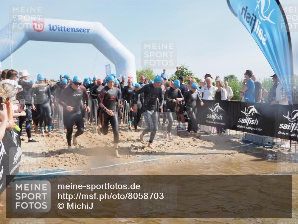 22.06.2025 - Viking Triathlon MichiJ http://msf.ph/oto/8058703 22.06.2025 10:03:26 Schwimmen 25, 34, 42, 88, 89, 163, 182, 221, 229, 251, 324, 332, 454, 540, 556 meine-sportfotos.de
