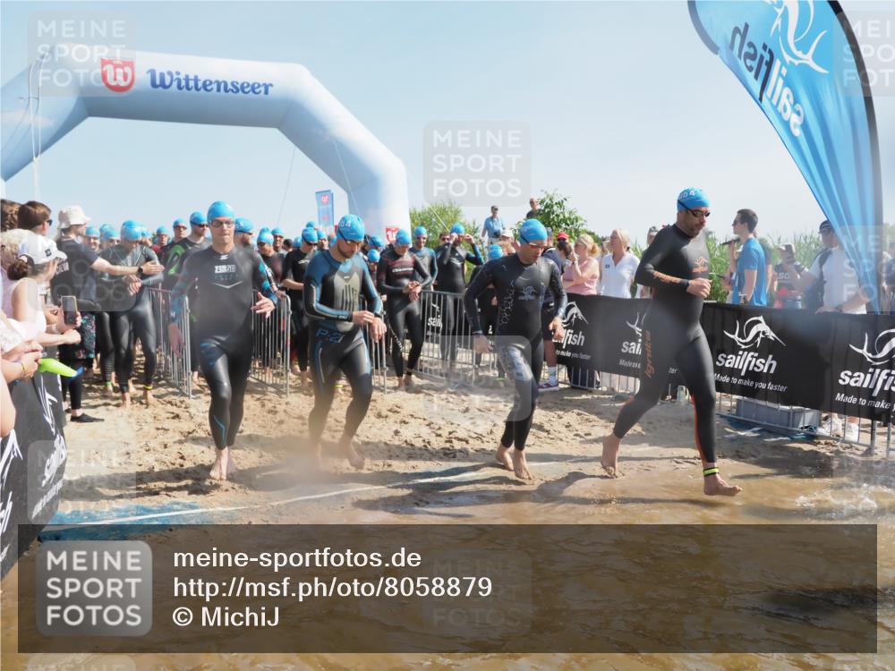 22.06.2025 - Viking Triathlon MichiJ http://msf.ph/oto/8058879 22.06.2025 10:03:42 Schwimmen 58, 62, 79, 108, 148, 157, 179, 296, 434, 456, 619, 635, 645, 648, 659 meine-sportfotos.de