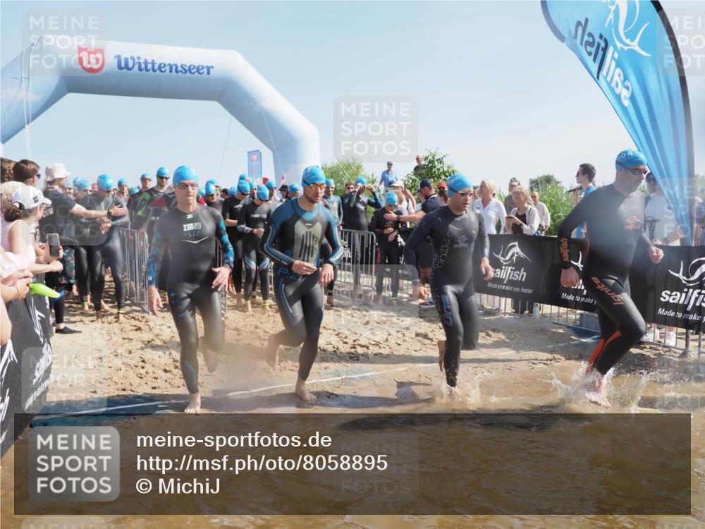 22.06.2025 - Viking Triathlon MichiJ http://msf.ph/oto/8058895 22.06.2025 10:03:42 Schwimmen 58, 62, 79, 108, 148, 157, 179, 296, 434, 456, 619, 635, 645, 648, 659 meine-sportfotos.de