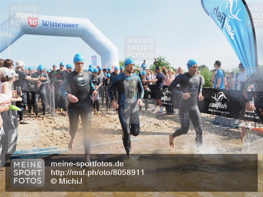 22.06.2025 - Viking Triathlon MichiJ http://msf.ph/oto/8058911 22.06.2025 10:03:42 Schwimmen 58, 62, 79, 108, 148, 157, 179, 296, 434, 456, 619, 635, 645, 648, 659 meine-sportfotos.de