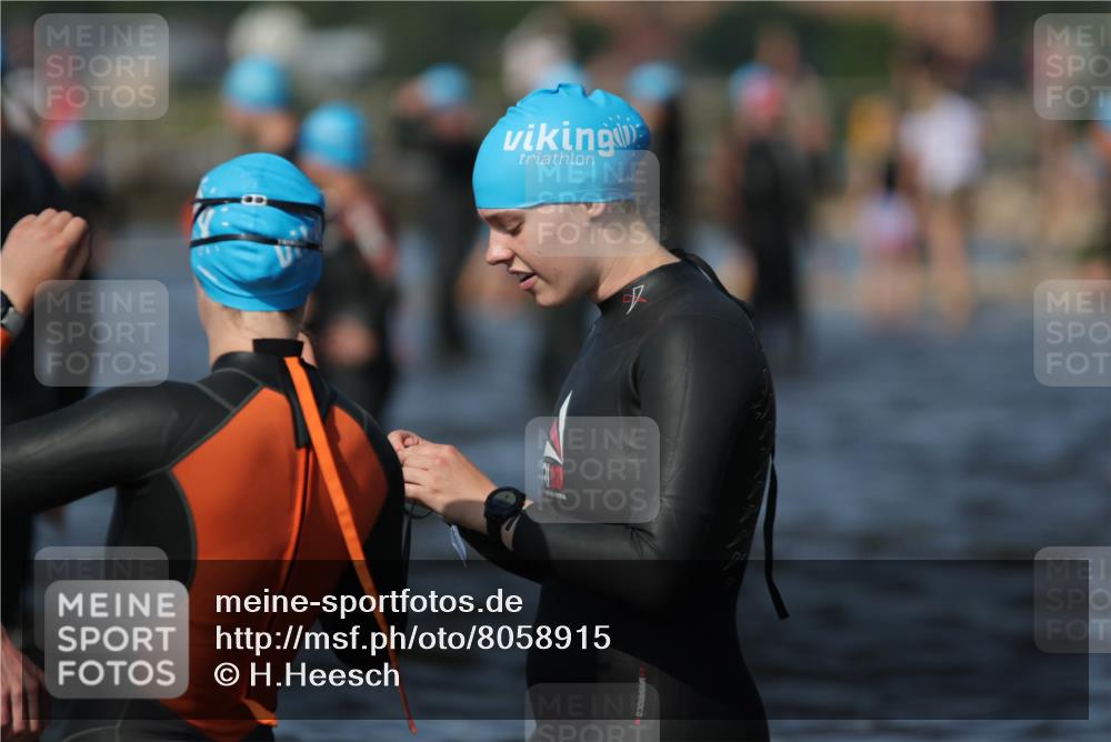 22.06.2025 - Viking Triathlon H.Heesch http://msf.ph/oto/8058915 22.06.2025 09:42:44 Schwimmen  meine-sportfotos.de
