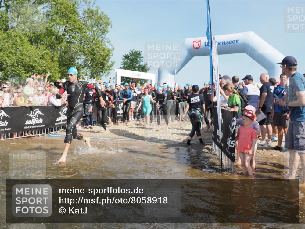 22.06.2025 - Viking Triathlon KatJ http://msf.ph/oto/8058918 22.06.2025 10:00:15 Schwimmen 2, 4, 10, 49, 81, 100, 122, 329, 420, 485, 521, 544, 609, 611 meine-sportfotos.de
