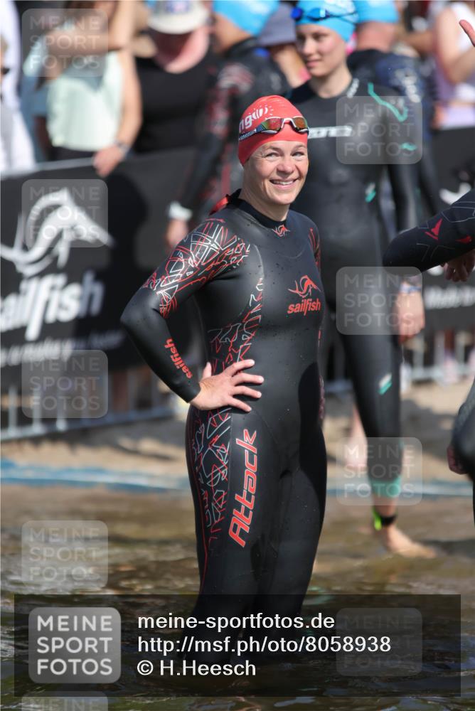 22.06.2025 - Viking Triathlon H.Heesch http://msf.ph/oto/8058938 22.06.2025 09:49:16 Schwimmen  meine-sportfotos.de