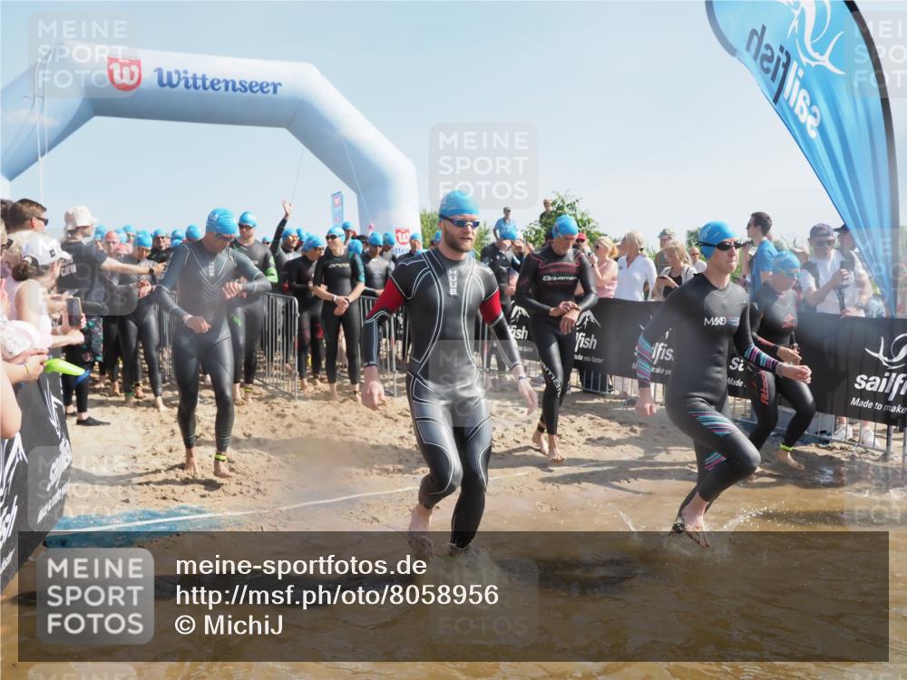 22.06.2025 - Viking Triathlon MichiJ http://msf.ph/oto/8058956 22.06.2025 10:03:47 Schwimmen 26, 62, 77, 79, 108, 148, 157, 296, 396, 451, 456, 495, 619, 635, 648 meine-sportfotos.de