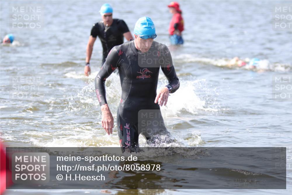 22.06.2025 - Viking Triathlon H.Heesch http://msf.ph/oto/8058978 22.06.2025 10:29:58 Schwimmen 175, 203, 264, 299, 374, 473 meine-sportfotos.de