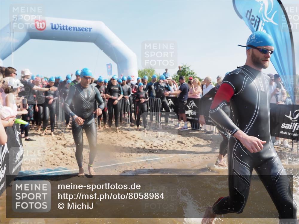 22.06.2025 - Viking Triathlon MichiJ http://msf.ph/oto/8058984 22.06.2025 10:03:47 Schwimmen 26, 62, 77, 79, 108, 148, 157, 296, 396, 451, 456, 495, 619, 635, 648 meine-sportfotos.de