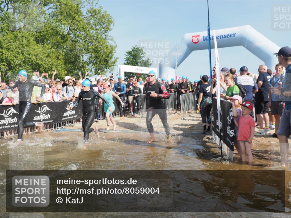 22.06.2025 - Viking Triathlon KatJ http://msf.ph/oto/8059004 22.06.2025 10:00:17 Schwimmen 2, 4, 10, 49, 81, 100, 122, 329, 420, 455, 473, 485, 521, 544, 557, 609, 610, 611, 617 meine-sportfotos.de