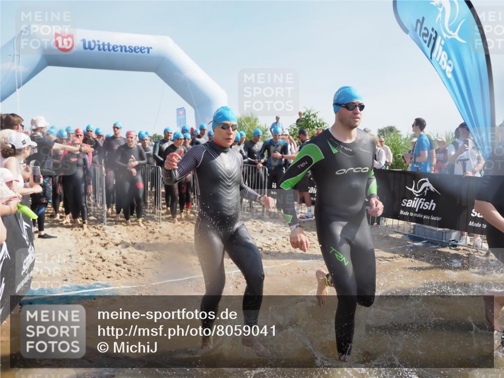 22.06.2025 - Viking Triathlon MichiJ http://msf.ph/oto/8059041 22.06.2025 10:03:53 Schwimmen 26, 54, 77, 108, 157, 215, 242, 296, 336, 383, 396, 451, 456, 495, 648 meine-sportfotos.de