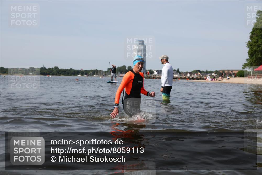 22.06.2025 - Viking Triathlon Michael Strokosch http://msf.ph/oto/8059113 22.06.2025 10:51:04 Schwimmen 308, 436, 484, 523, 543 meine-sportfotos.de