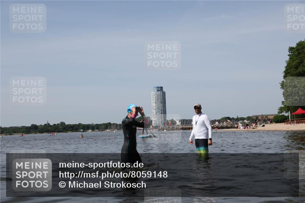 22.06.2025 - Viking Triathlon Michael Strokosch http://msf.ph/oto/8059148 22.06.2025 10:51:10 Schwimmen 308, 436, 484 meine-sportfotos.de