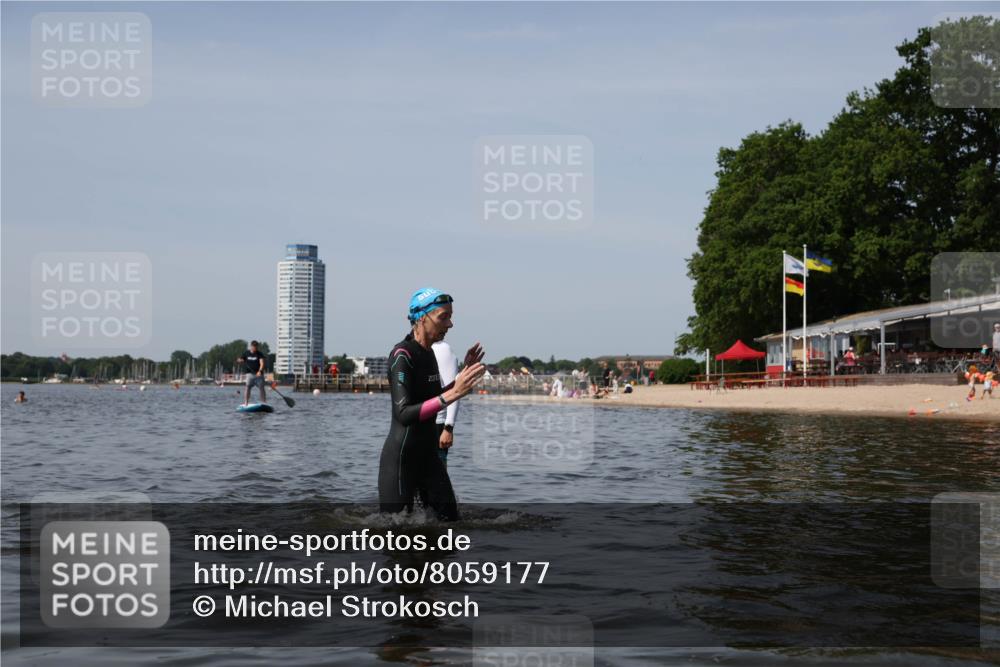 22.06.2025 - Viking Triathlon Michael Strokosch http://msf.ph/oto/8059177 22.06.2025 10:51:11 Schwimmen 308, 436, 484 meine-sportfotos.de