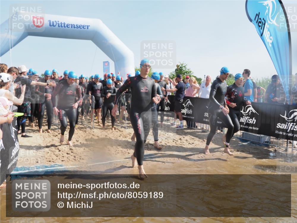 22.06.2025 - Viking Triathlon MichiJ http://msf.ph/oto/8059189 22.06.2025 10:04:07 Schwimmen 156, 199, 220, 240, 313, 315, 351, 370, 433, 448, 474, 529, 614, 639, 657 meine-sportfotos.de