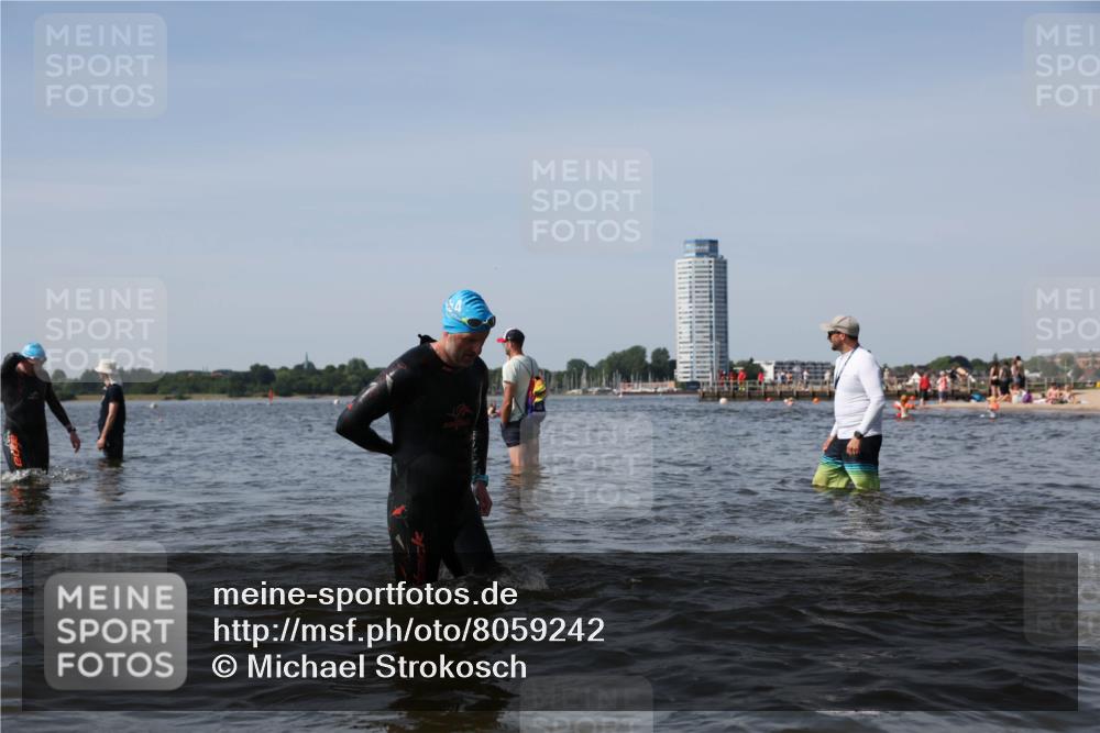 22.06.2025 - Viking Triathlon Michael Strokosch http://msf.ph/oto/8059242 22.06.2025 10:41:16 Schwimmen 94, 153, 314, 376, 390, 496, 631 meine-sportfotos.de