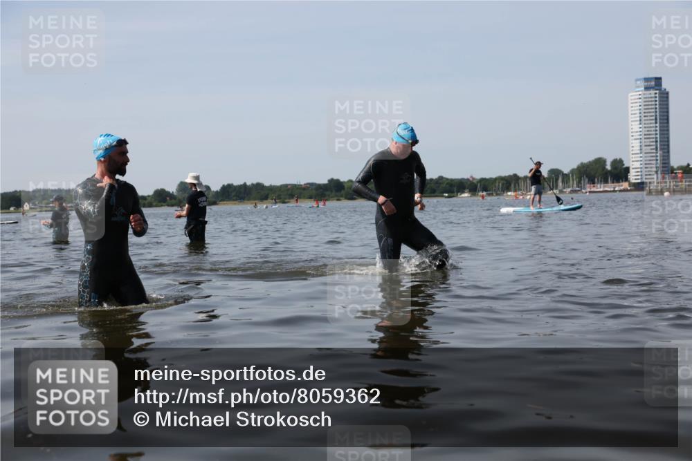 22.06.2025 - Viking Triathlon Michael Strokosch http://msf.ph/oto/8059362 22.06.2025 10:51:56 Schwimmen 169, 542 meine-sportfotos.de
