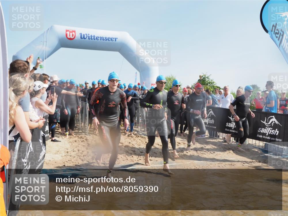 22.06.2025 - Viking Triathlon MichiJ http://msf.ph/oto/8059390 22.06.2025 10:04:26 Schwimmen 115, 146, 195, 209, 239, 253, 335, 375, 377, 408, 419, 447, 457, 506, 629 meine-sportfotos.de